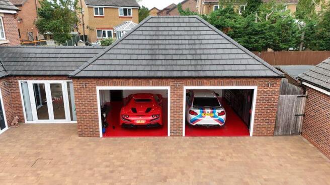 Photo 33