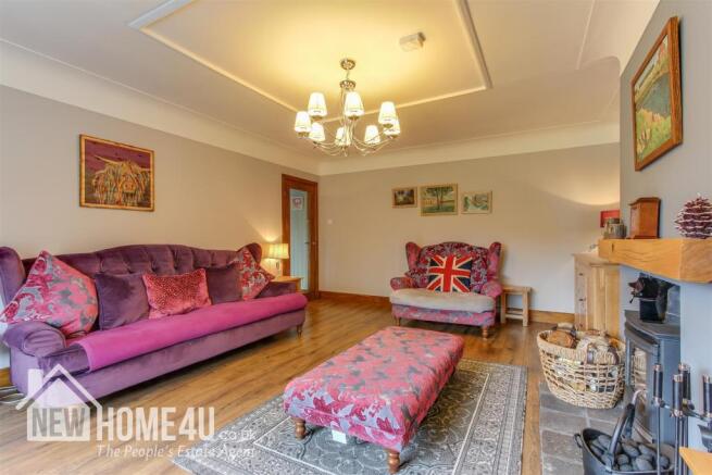LOUNGE: