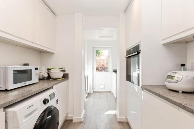 Kitchen/ Utility Are