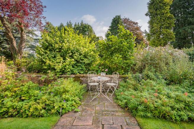 Garden details, The Burrells