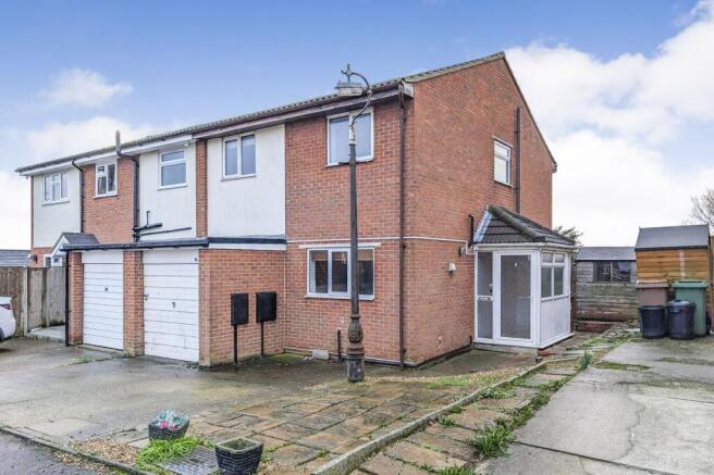 2 Avery Close, Allhallows, Rochester ME3 9QG