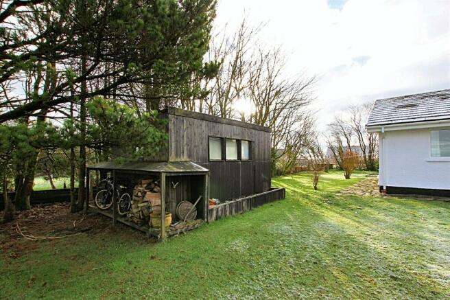 Garden workshop