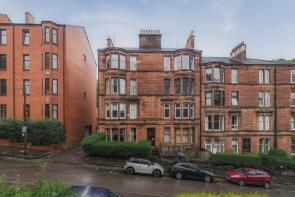 Flat 3/2, 4, Yarrow Gardens, Glasgow G20 6DY