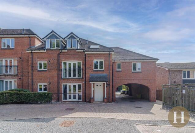 Hadleigh Estate Agents-22.jpg