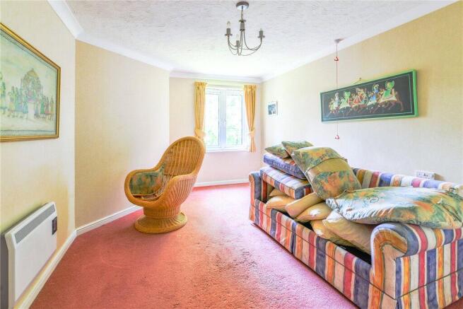 2 bed Apartment for sale Image 7
