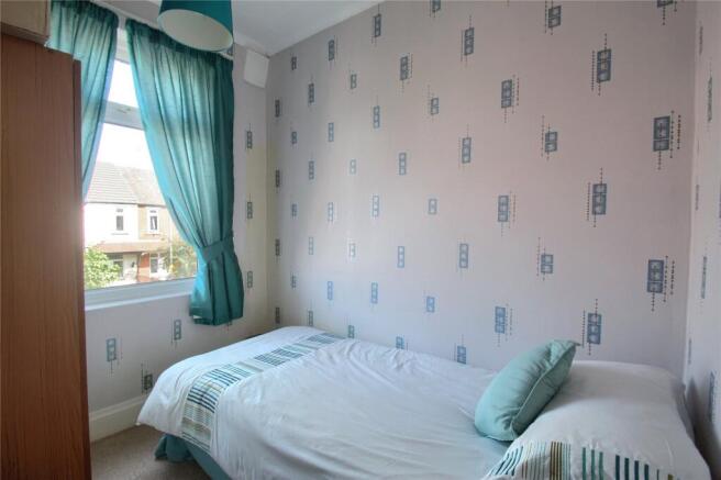 3 bed Terraced for sale Image 11
