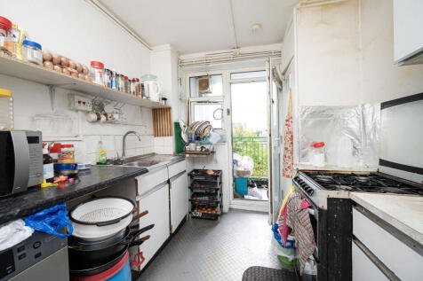 Biscay House, Mile End Road, Stepney, London, E1