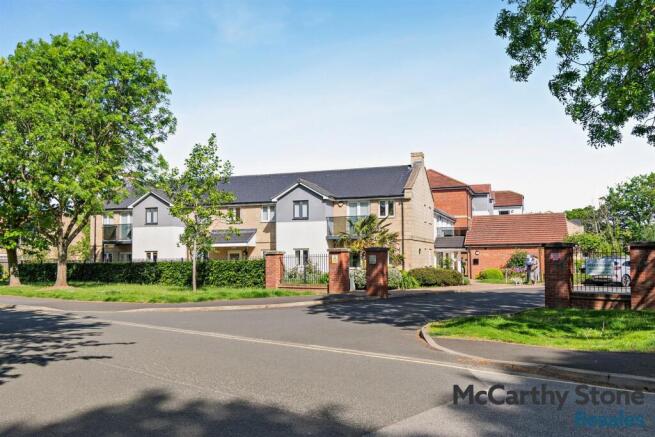 1 bed Apartment for sale Image 8