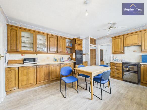 Clifton Drive North, Lytham St. Annes, FY8 photo 3