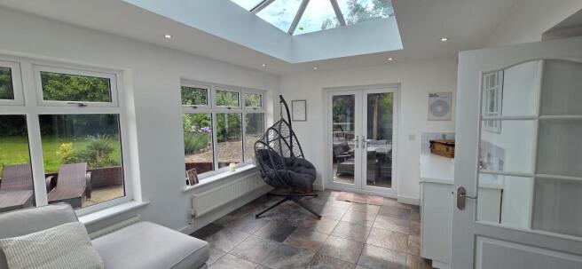 Sun Room Pic 3