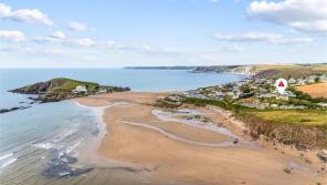 Folly Rise, Ringmore Drive, Bigbury On Sea TQ7 4AU