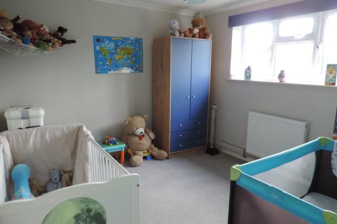 BEDROOM 2