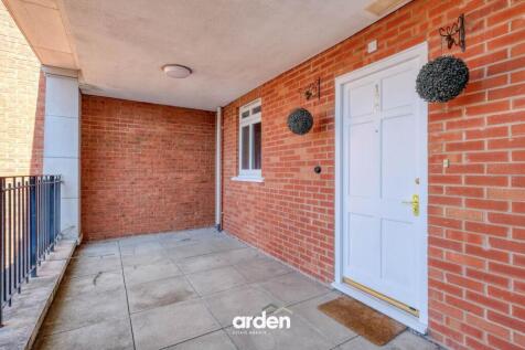 Main Street, Shirley, B90