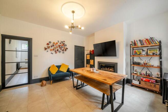 4 bed Terraced for sale Image 8