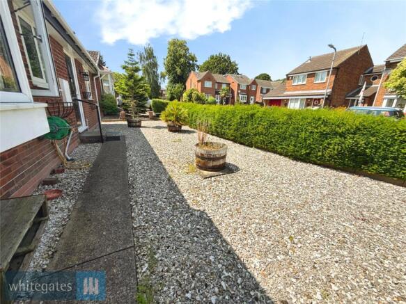 2 bed Bungalow for sale Image 11