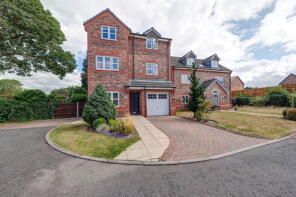 3, Cloverfield, Lymm WA13 9WB