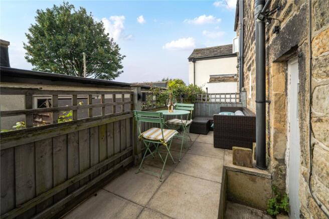 2 bed Terraced for sale Image 8