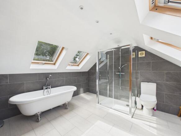 Philip Drive, Flackwell Heath, High Wycombe, Buckinghamshire, HP10 photo 4