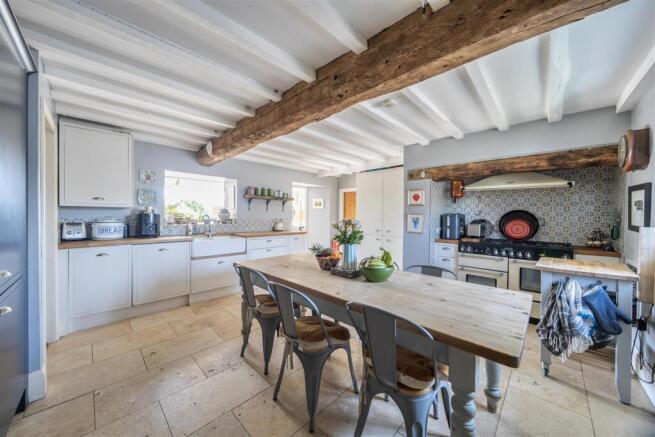 Kitchen/Breakfast Room