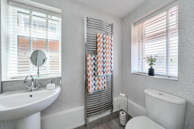 3 bed Semi-Detached for sale Image 9