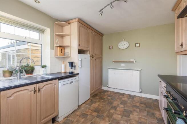 The Orchards 3 Kitchen-3.jpg
