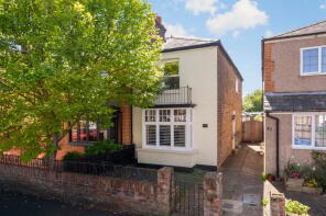 45, Russell Road, Walton-on-thames KT12 2LA