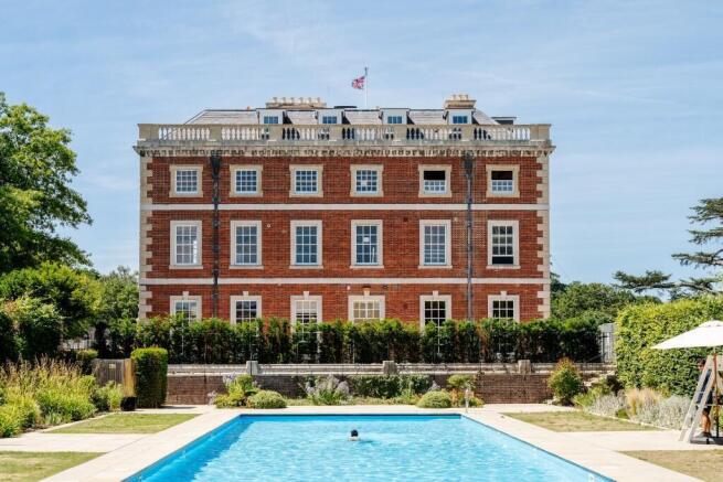 Residents Pool