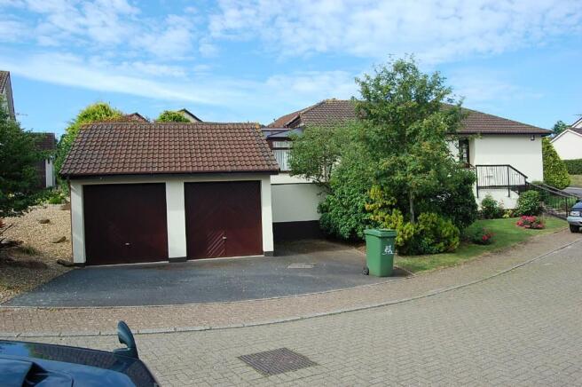 GARAGES