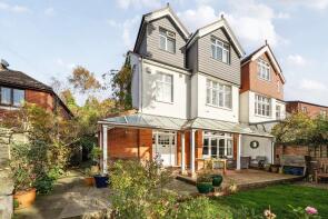 Struan House, Leafy Grove, Keston BR2 6AH