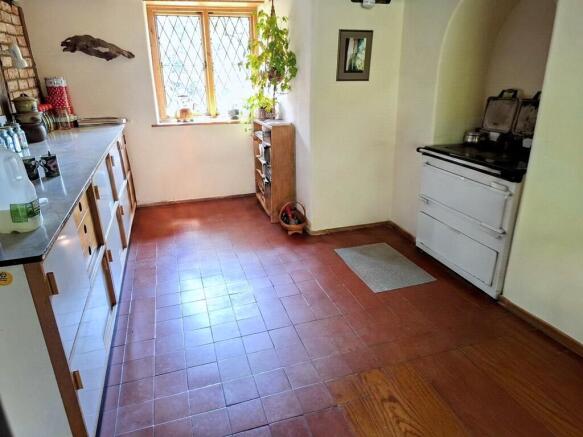 Trewern House, Trewern, Welshpool, Powys, SY21 8EF photo 4