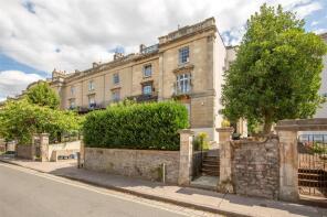 Second Floor Flat, 15, Aberdeen Road, Cotham, Bristol BS6 6HT