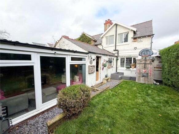 Kings Brow, Higher Bebington, Wirral photo 2
