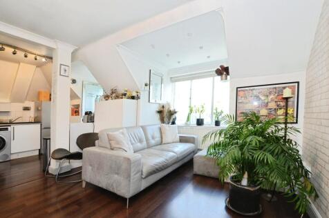 Stanhope Avenue, London, N3