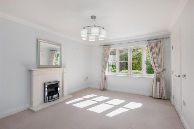 14 Penhurst Gardens 2288-2.jpg
