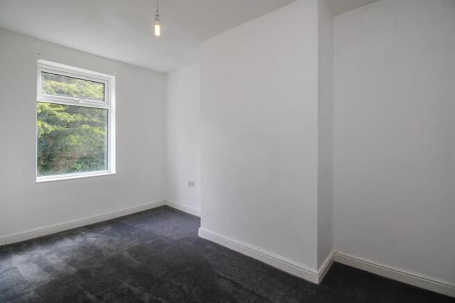2 bed Terraced for sale Image 7