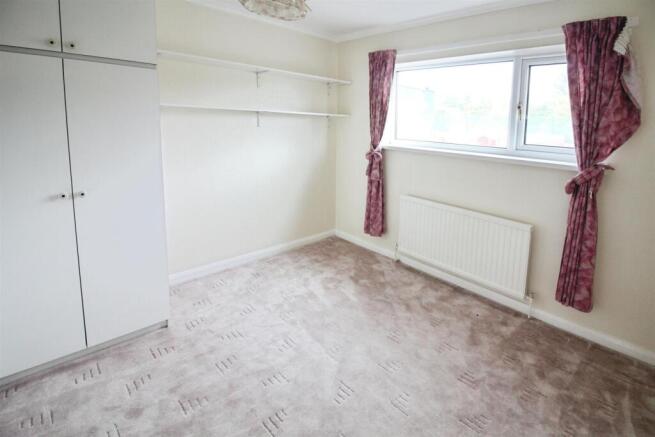 3 bed Semi-Detached Bungalow for sale Image 8