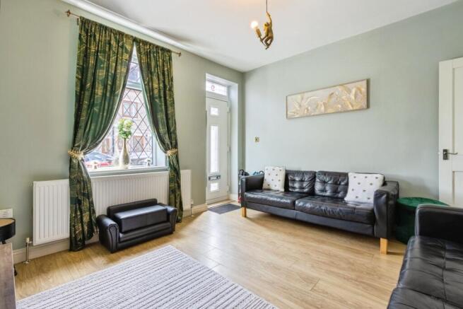 3 bed Terraced for sale Image 4