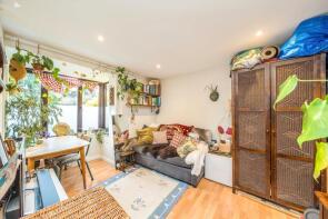 61, Linwood Close, London SE5 8UU