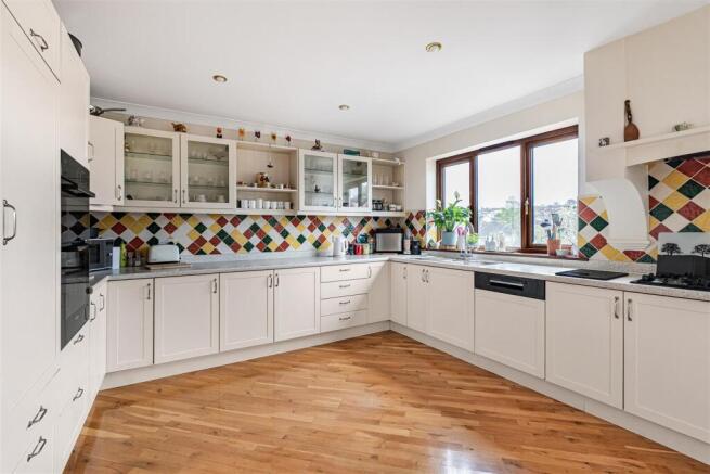 Yon Street, Kingskerswell, Newton Abbot photo 4
