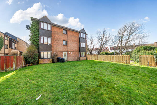 73372433-50d2-414...