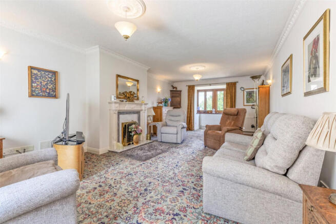 Furlongs, Kingsley Drive, Middleham, DL8 4PZ photo 4