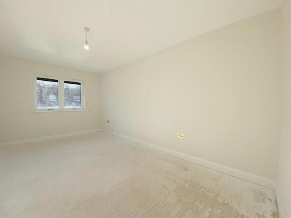 2 bed Flat for sale Image 8