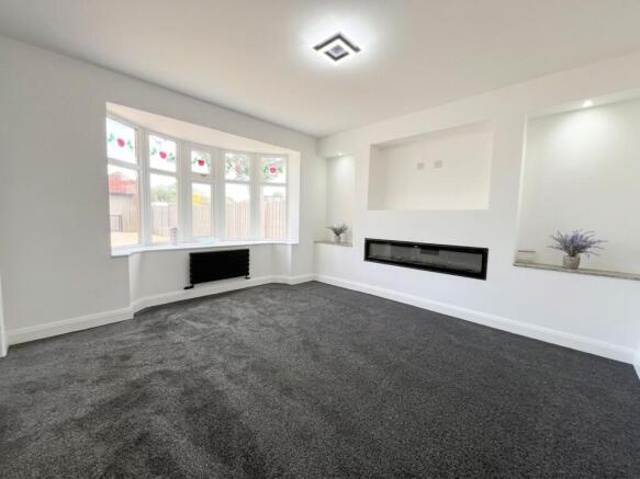 3 bed Semi-Detached for sale Image 11