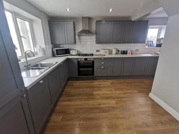 29 Channel View, Kitchen Breakfast Room (1).jpg