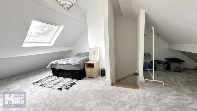 3 bed Terraced to rent Image 10
