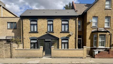 Plashet Road, London, E13