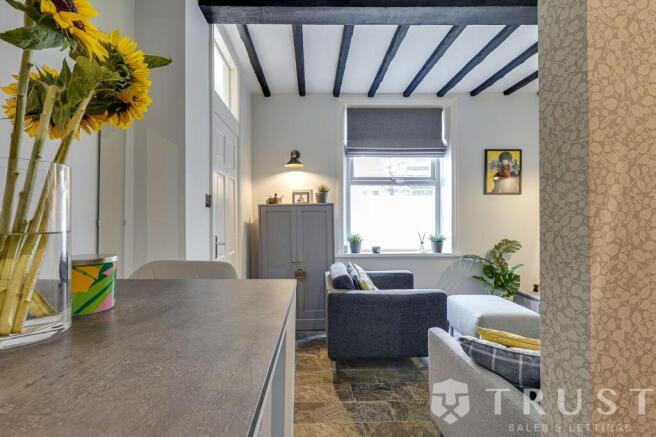 2 bed Terraced for sale Image 7