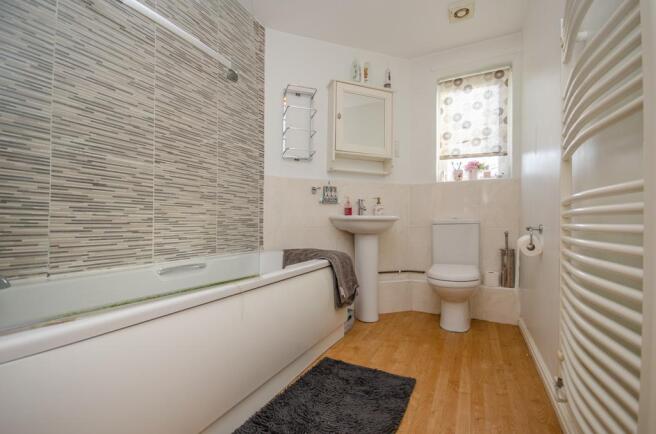 Bathroom.jpg
