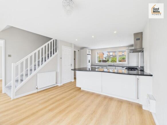 CAM04261G0-PR0094...