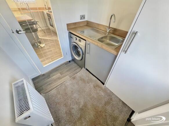 2 bed Lodge for sale Image 5